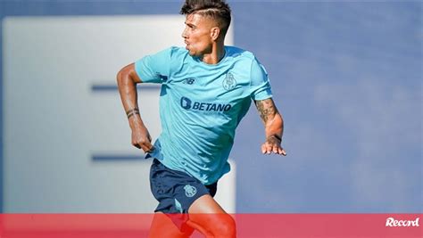 FC Porto goleia Académica no primeiro jogo treino da pré época FC