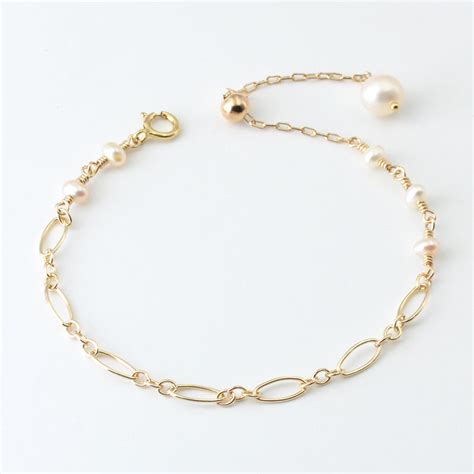 Ladies Charm 14k Gold Bracelet Cute Pearl Beaded Bracelets For Women