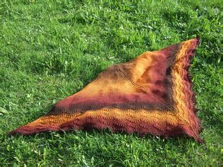 Ravelry Oxana S Holden Shawlette