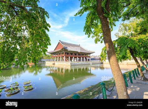 Gyeongbokgung Palace in Seoul, South Korea at summer season Stock Photo - Alamy