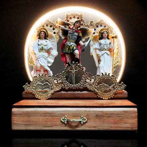 Altar Iluminado Dos Arcanjos Livro Projeto De Vida Nossa Sagrada