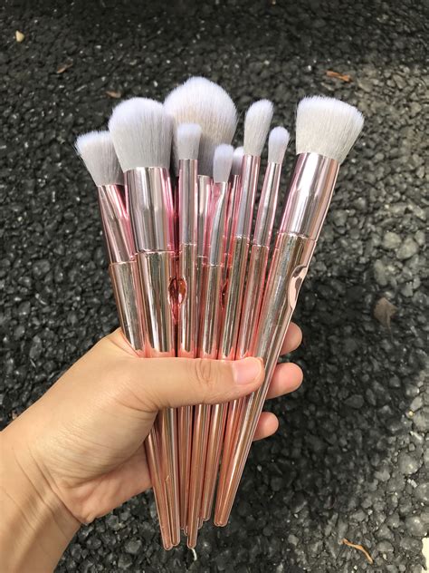 Makeup Luxury Brushes Set In Stock Wholesale Makeup Brush Kit Rose