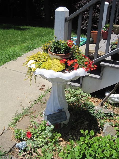 Bird Bath Garden Ideas