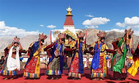 Thousands flock to Indian Himalayas for rare Buddhist festival - World ...