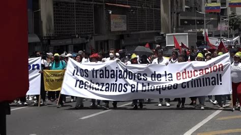 Trabajadores Venezolanos Marchan En Aopoyo Al Presidente Maduro