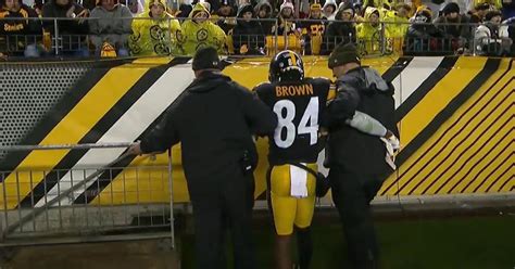 Breaking Antonio Brown Taken To Hospital For Further Evaluation