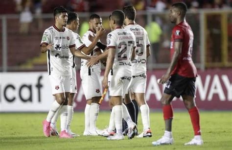 Un Gol De Alexander López Clasifica Al Alajuelense Y Elimina A Sporting San Miguelito