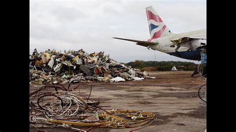 Boeing 747 Queen Of The Skies Airplane Salvage And Recycling At Kemble