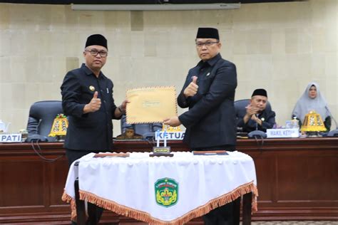 Bupati Dan Ketua Dprd Tandatangani Persetujuan Bersama Ranperda 2023