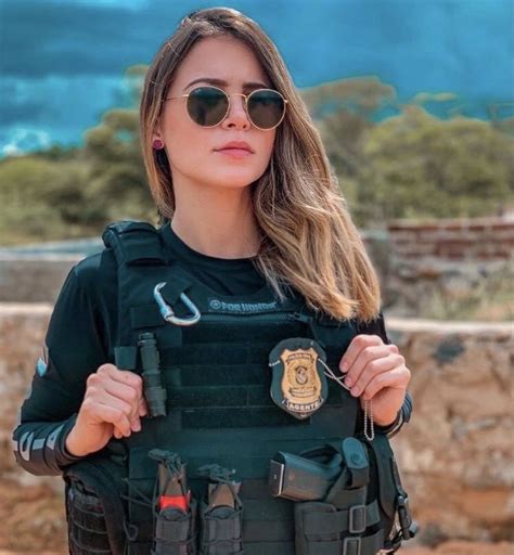 Pin Em Mes Enregistrements Mulher Policial Fantasia Policial