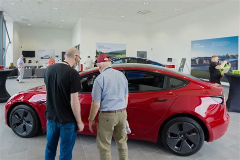 Tesla Embarks On Irish Roadshow Car And Motoring News By CompleteCar Ie