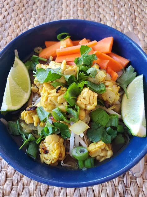 Soupe asiatique aux légumes et tempeh Les Saveurs de Marie