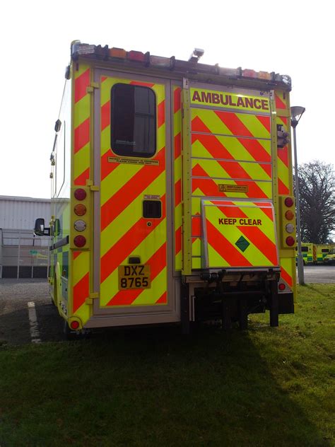 Northern Ireland Ambulance Service Emergency And Non Emerge Flickr