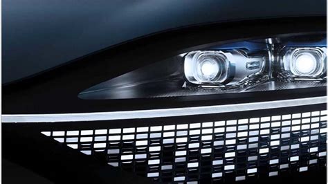 Huawei unveils AITO M9 large size SUV with HarmonyOS 4 software system ...
