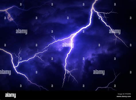 Stormy Sky Lightning Hi Res Stock Photography And Images Alamy