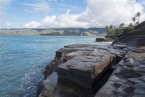 China Walls Koko Kai Beach Park Outdoor Project