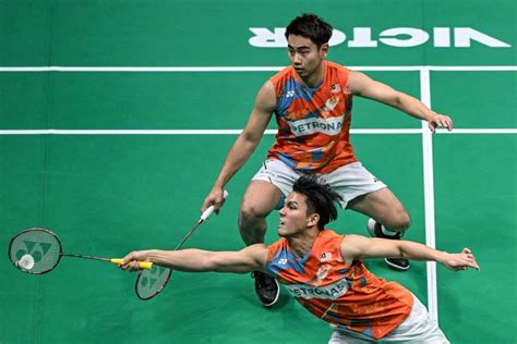 Bac Sze Fei Izzuddin Naib Juara Asia