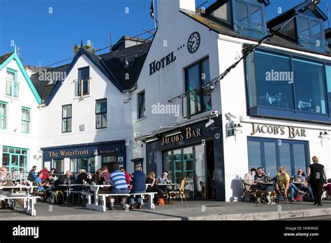 waterfront hotel baltimore square west cork ireland Stock Photo - Alamy