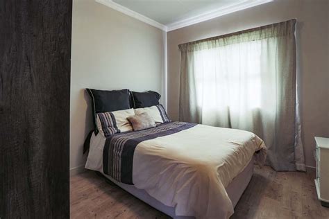 Townhouse Duplex Bedroom Bathroom Kyalami Creek Rentals