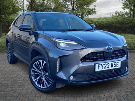 2022 TOYOTA YARIS Cross Estate 1 5 Hybrid Excel 5dr CVT Estate Hybrid