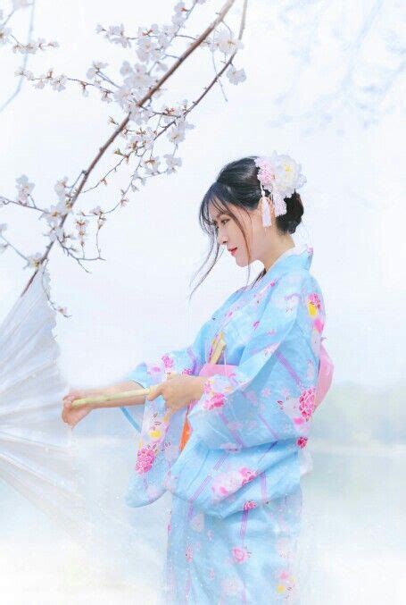 Ghim của Audilla trên kimono trong 2024 Kimono Anh đào