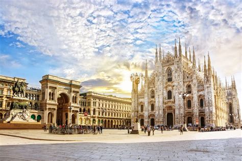 Limonaia Urbana Il Gusto Dell Estate Italiana In Piazza Duomo