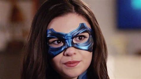 How Nicole Maines Got To Shape Dreamers Storyline On Supergirl Exclusive