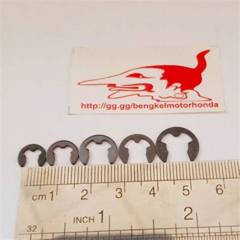 Kancing Snap Ring Circlip Klip Pengunci Ring Plat Kampas Ganda Clip E