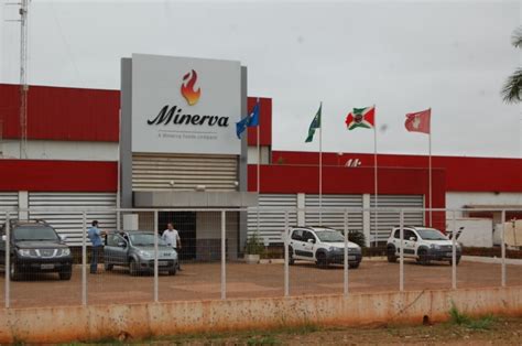 F Rias Coletivas Em Quatro Frigor Ficos Da Minerva Foods Um Em