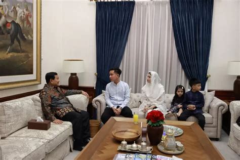 Halal Bihalal Rayakan Idul Fitri Hijriah Prabowo Bersama Gibran