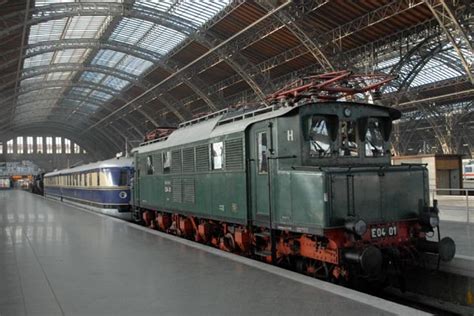 Leipzig Hbf 1 Co 1 E04 01 World Railways Photo