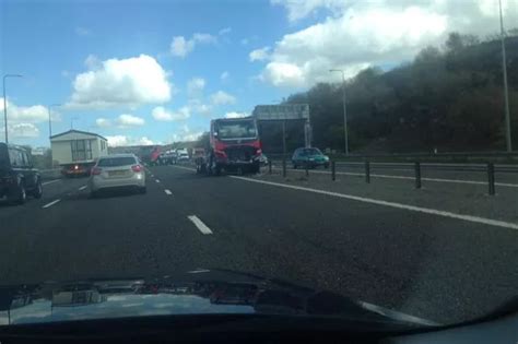 Lengthy M62 Delays After West Yorkshire Accident Manchester Evening News