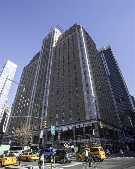 Row NYC hotel being turned into migrant shelter