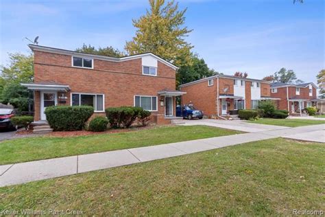 21911 Coolidge Oak Park Mi 48237 Movoto