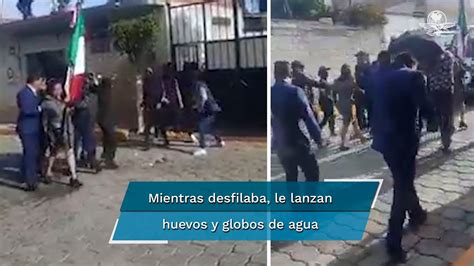 Lanzan Huevos Y Globos De Agua A Alcaldesa De Morena Durante Desfile