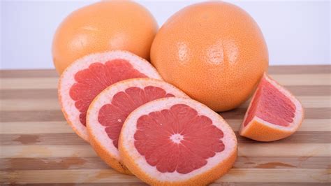 Propiedades Del Pomelo Y Contraindicaciones Para La Salud