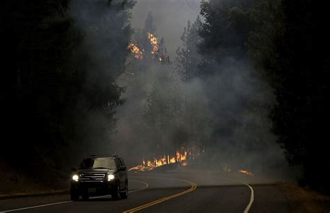 Fire rages near Yosemite National Park - Arabian Business