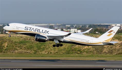 B Starlux Airlines Airbus A Photo By Huangchengjen Id