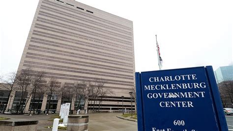 Charlotte Mecklenburg Government Center Closes Amid Covid 19