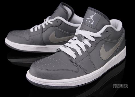 Air Jordan 1 Low Cool Grey