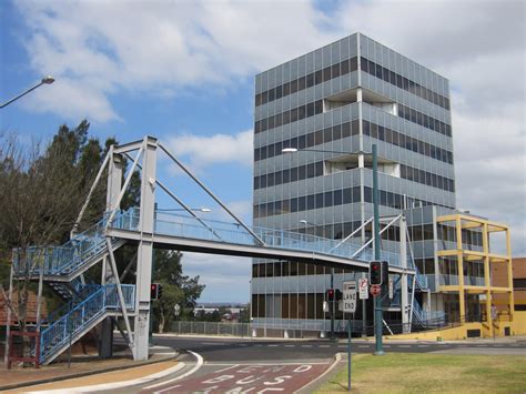 Sydney - City and Suburbs: Liverpool, bridge