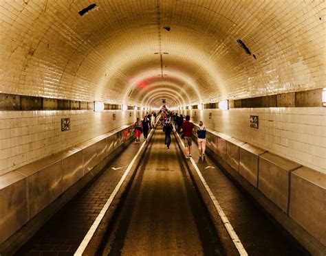 Alter Elbtunnel Ffnungszeiten Preise Alle Fakten