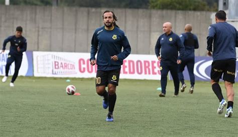 Mathias Vidangossy baja de última hora en San Luis de Quillota