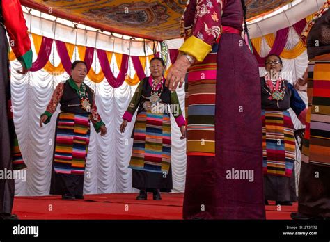 Nepal Kathmandu Lhosar Tibetan New Year Celebration Stock Photo Alamy