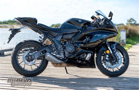 Yamaha Yzf R Lams Review Motorcycle Test Mcnews