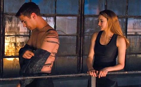 Divergent New Clip Shows Four And Tris Kissing