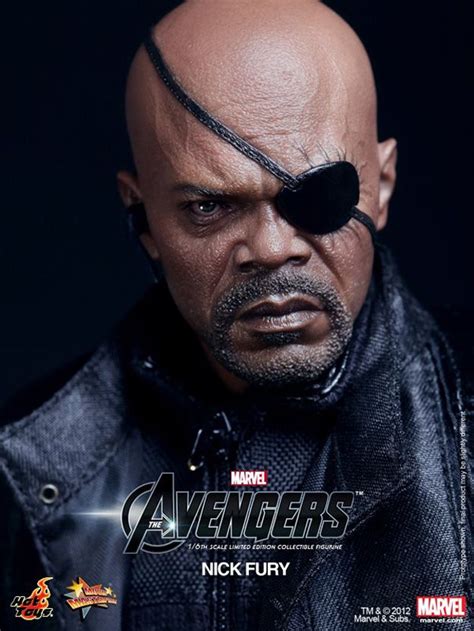 Hot Toys Reveals Nick Fury Action Figure From Marvel S The Avengers