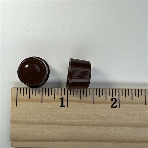 Tube Radio Knobs Small Deco Design 2pc 1930s 40s Plastic 1 4 D Shaft