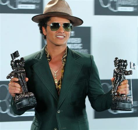 Bruno Mars most illegally downloaded artist of 2013 - UPI.com