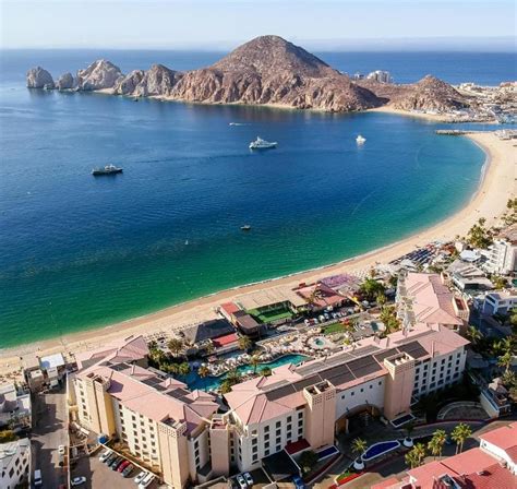 9 Best Cabo All-Inclusive Resorts With Swimmable Beaches | Roam Mexico